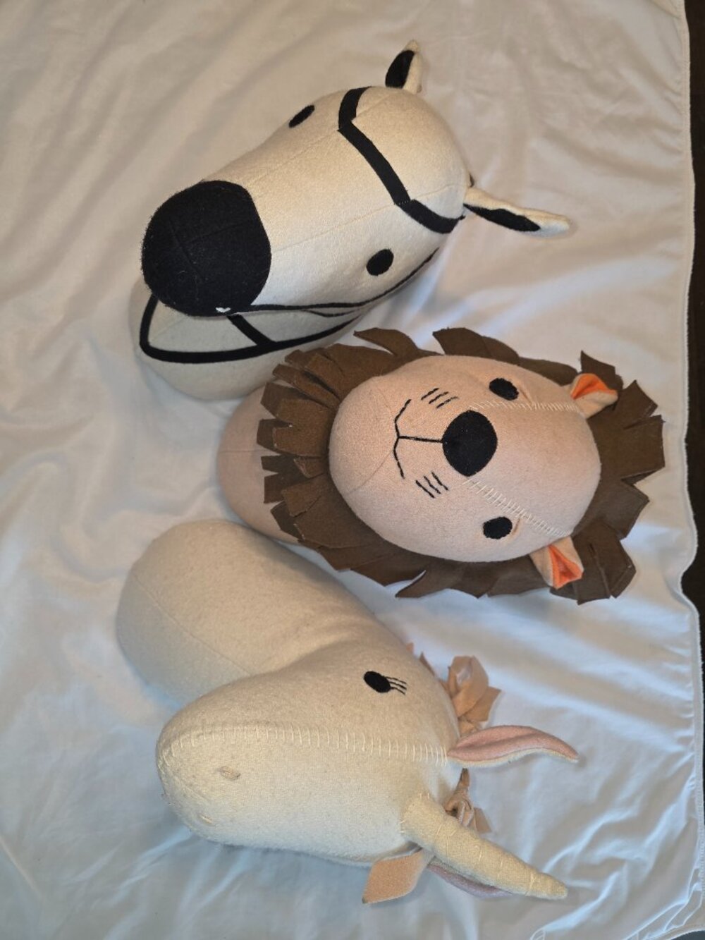 Pillowfort Decorations Unicorn Lion Zebra Wall Mount Standing Stuffed Animals - Picture 4 of 15